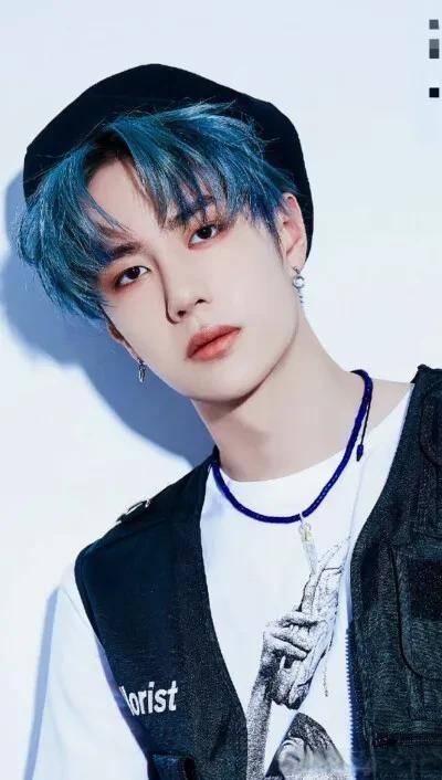 娱乐吃瓜丫王一博肖战,吃瓜群众热议不断